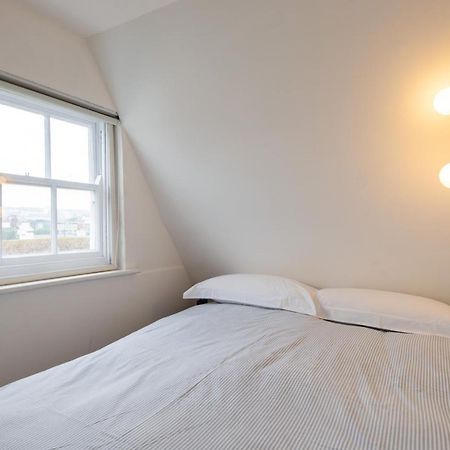 Central One-Bedroom, 99 Steps To The Sea Brighton Екстериор снимка
