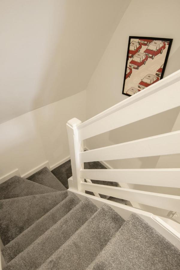 Central One-Bedroom, 99 Steps To The Sea Brighton Екстериор снимка